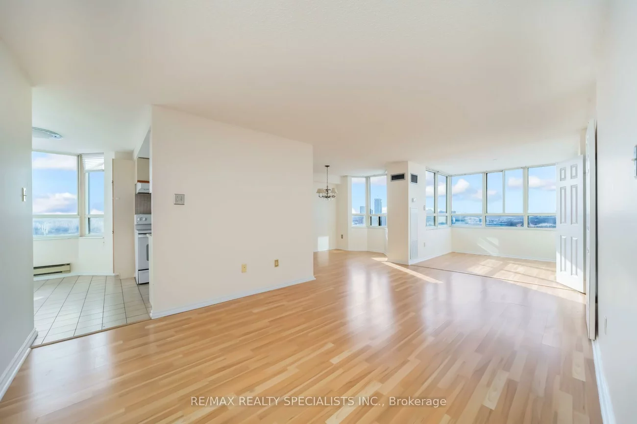 100, County Court, Fletcher's Creek South, Brampton