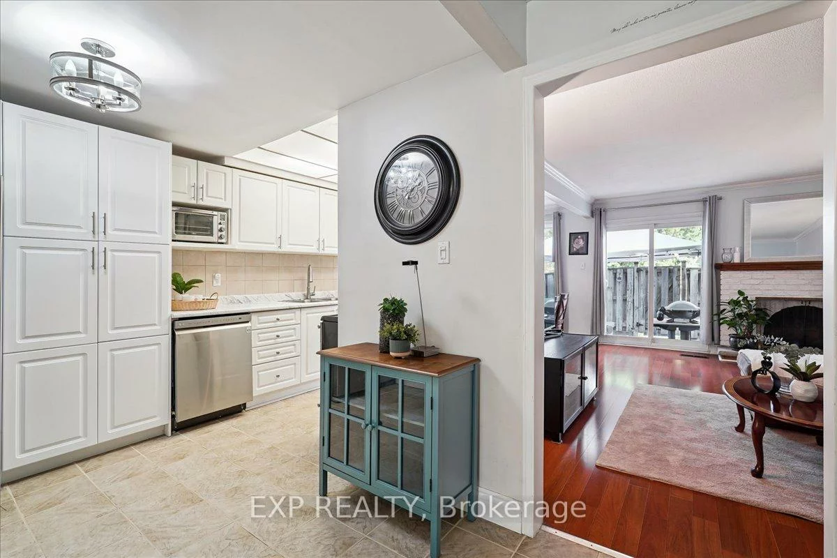 65, Greenwich, Northgate, Brampton