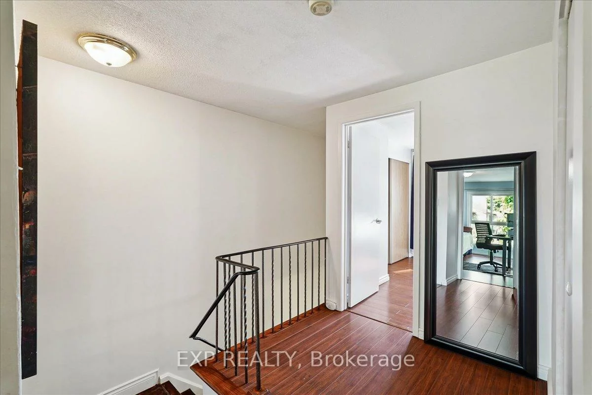 65, Greenwich, Northgate, Brampton