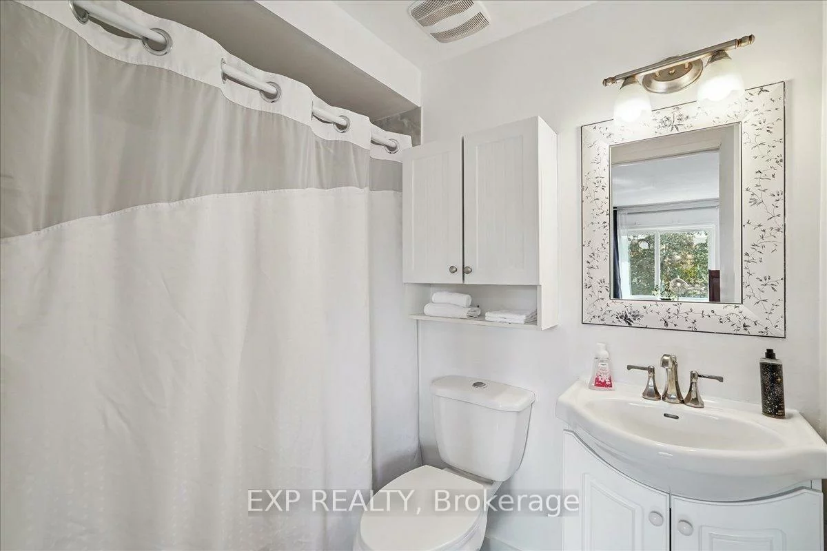 65, Greenwich, Northgate, Brampton