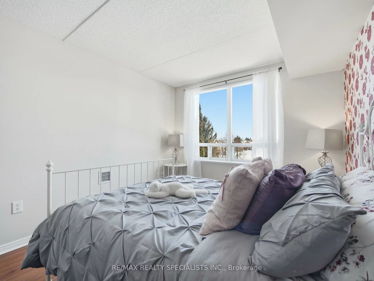 55, Via Rosedale, Sandringham-Wellington, Brampton