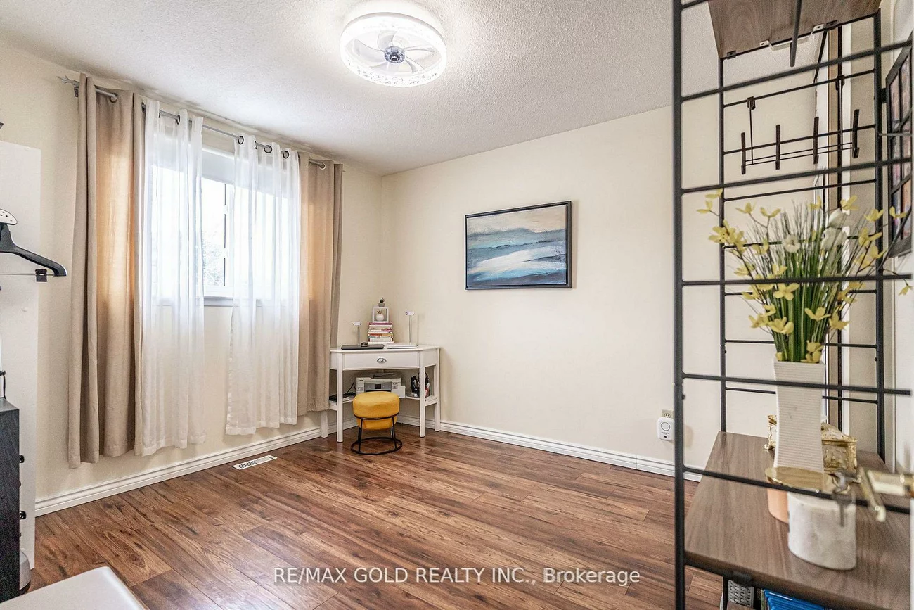 33, Guildford, Central Park, Brampton