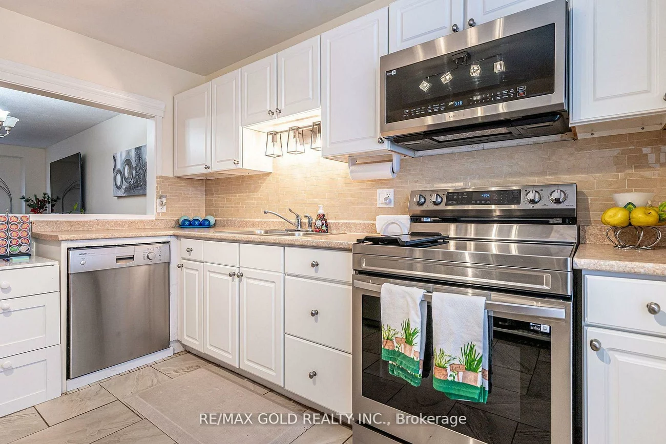 33, Guildford, Central Park, Brampton