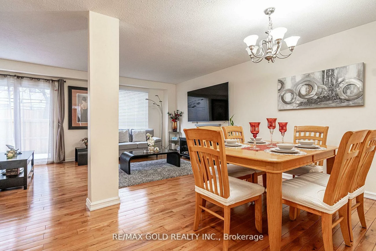 33, Guildford, Central Park, Brampton