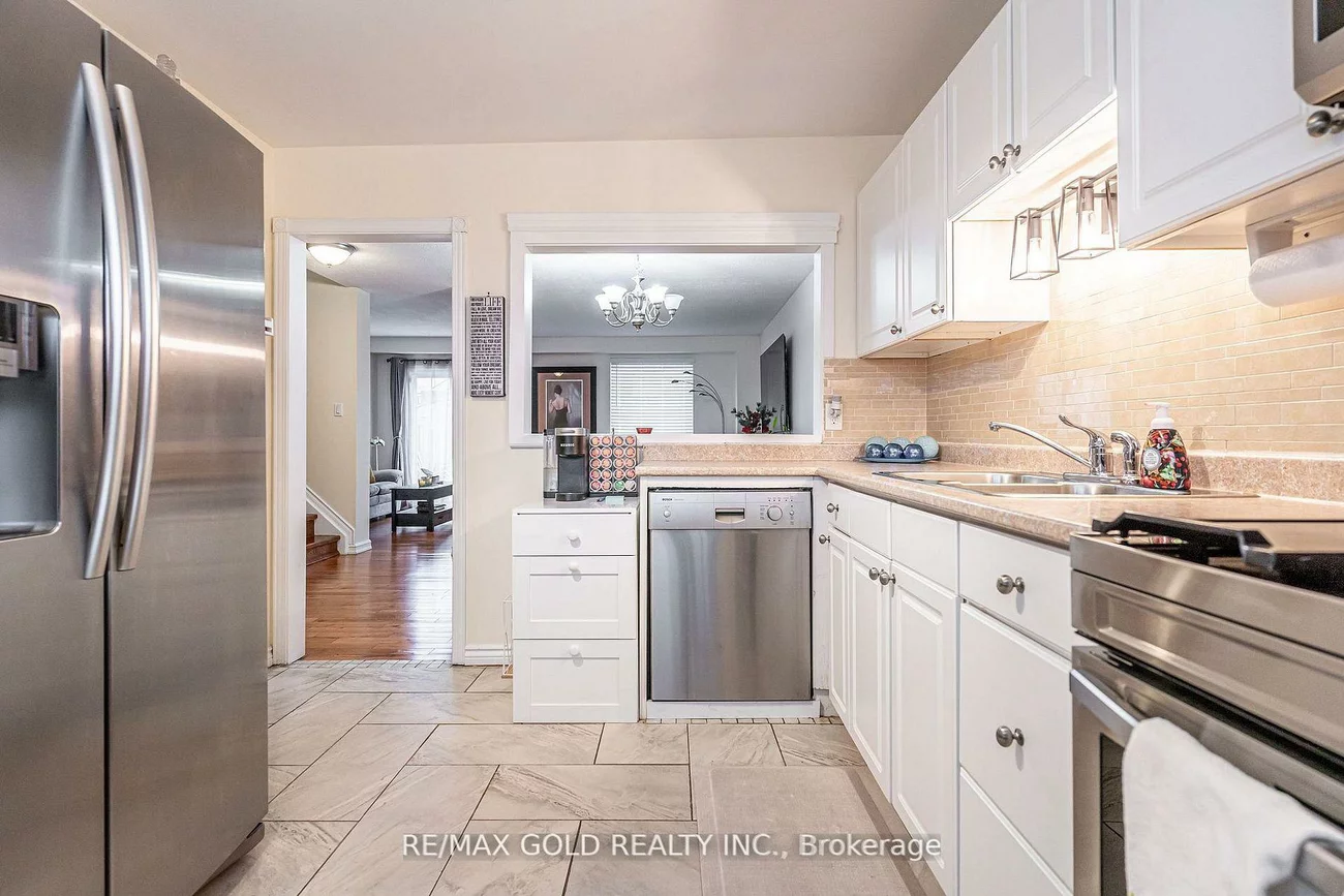 33, Guildford, Central Park, Brampton