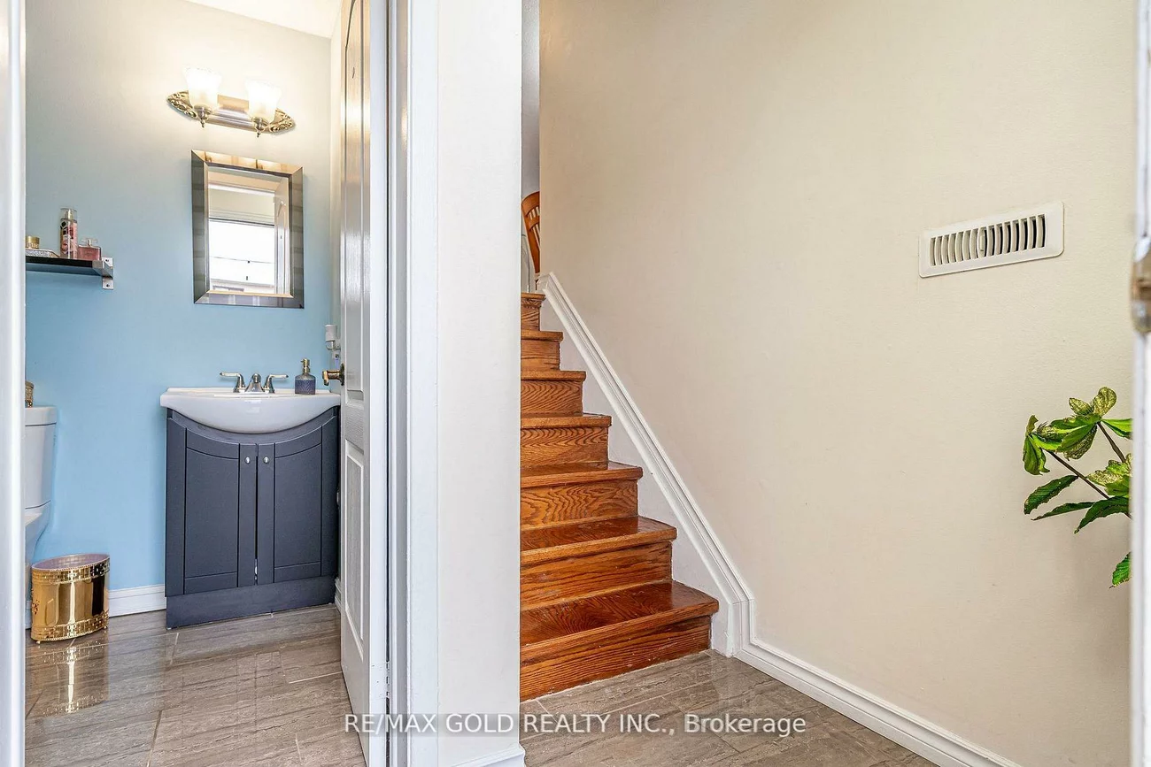 33, Guildford, Central Park, Brampton