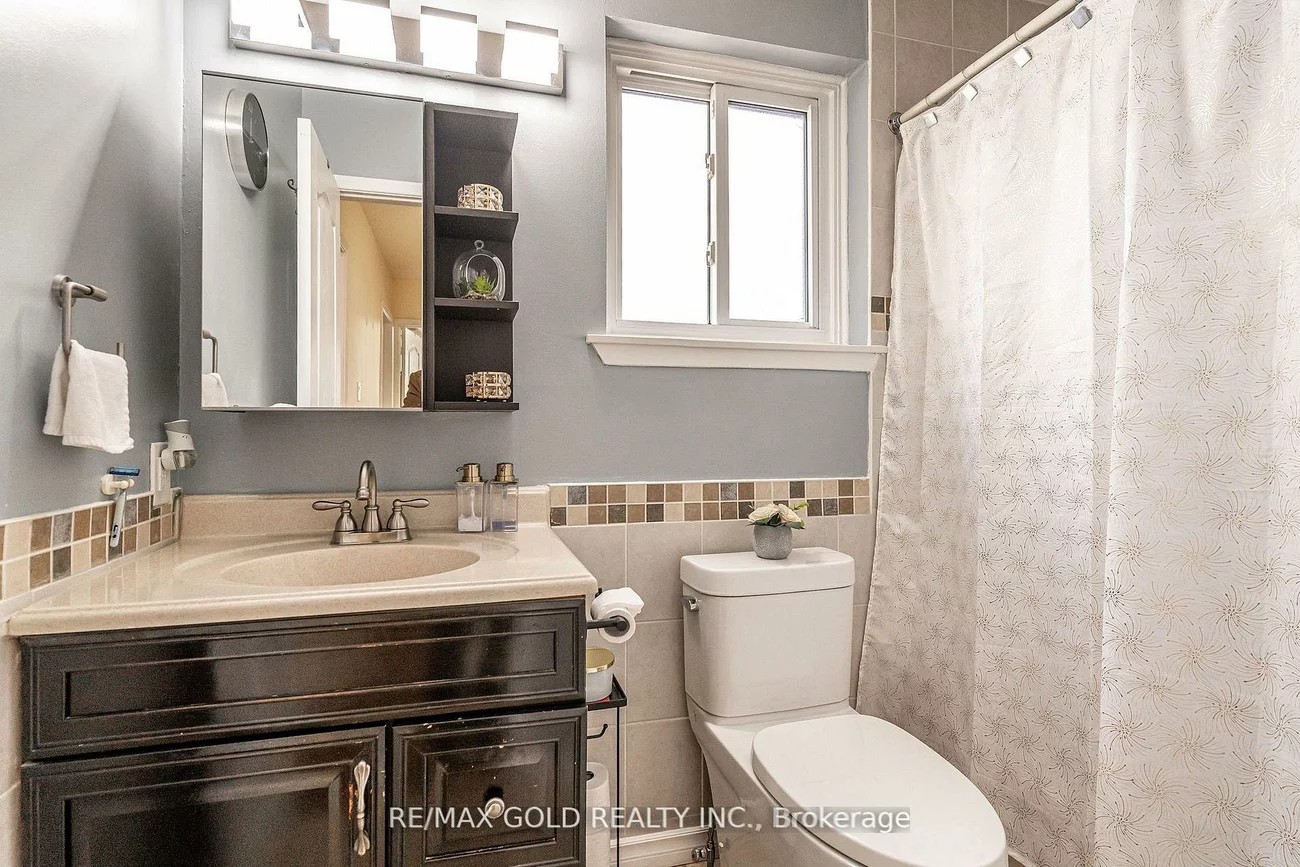 33, Guildford, Central Park, Brampton