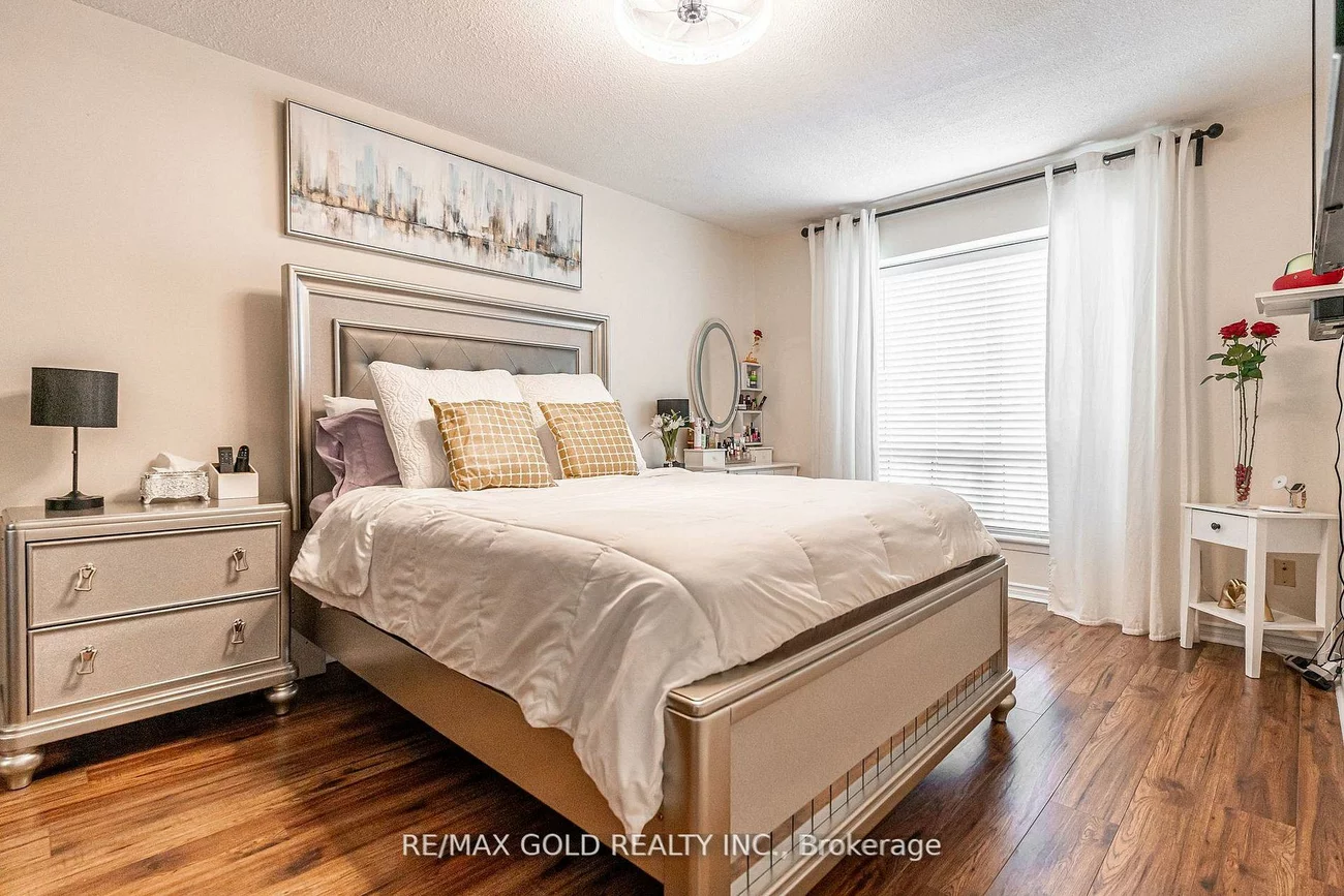 33, Guildford, Central Park, Brampton