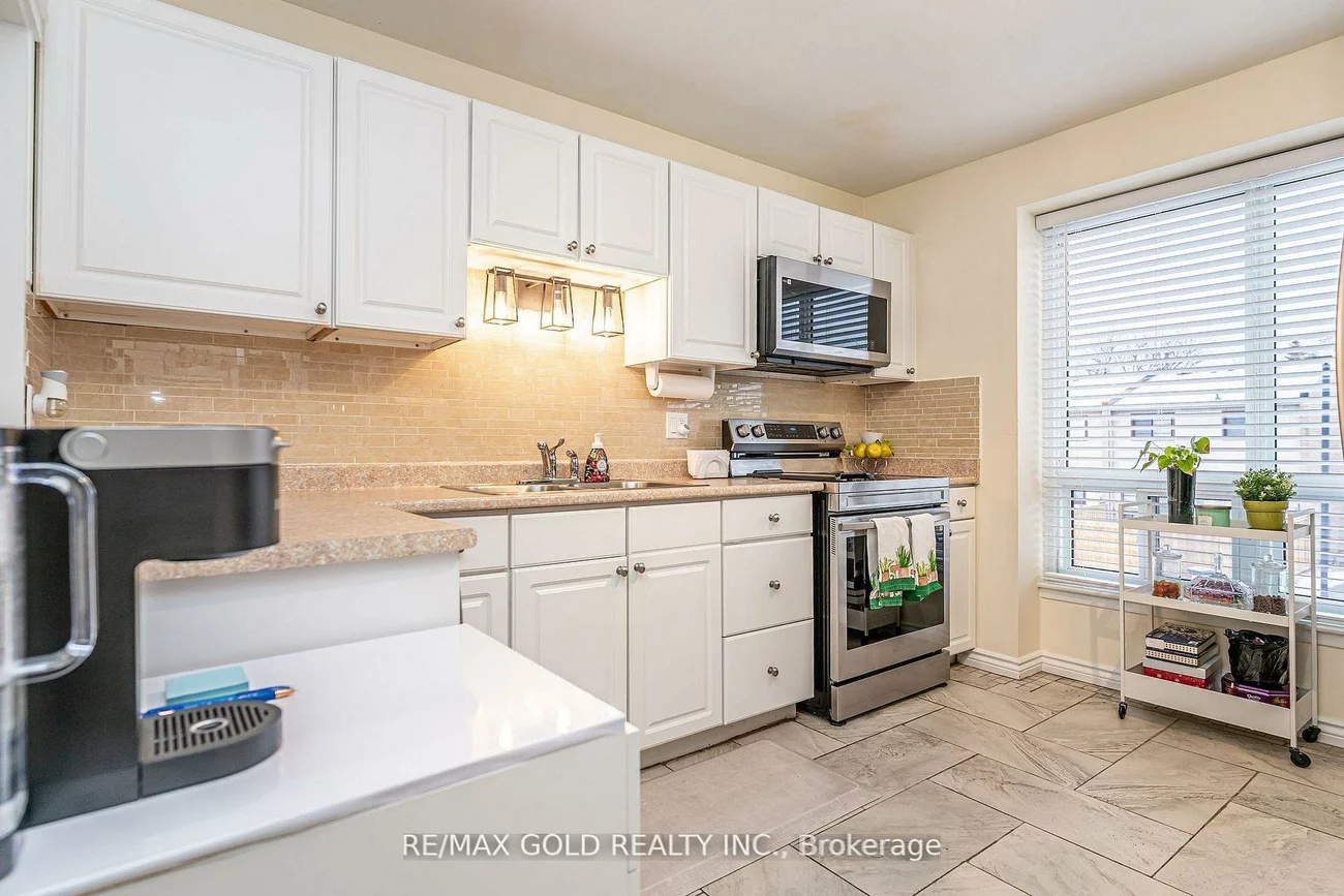 33, Guildford, Central Park, Brampton