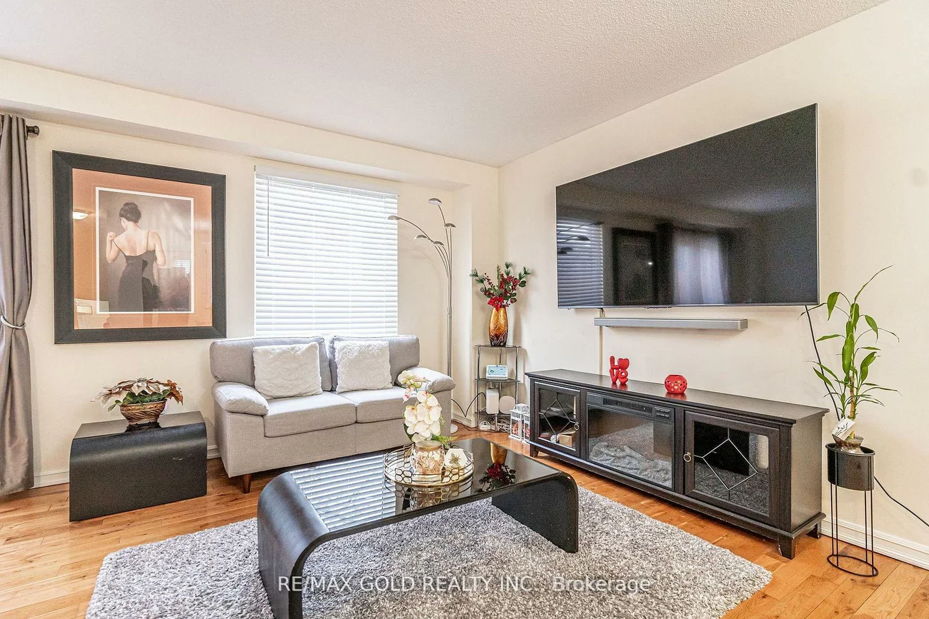 33, Guildford, Central Park, Brampton