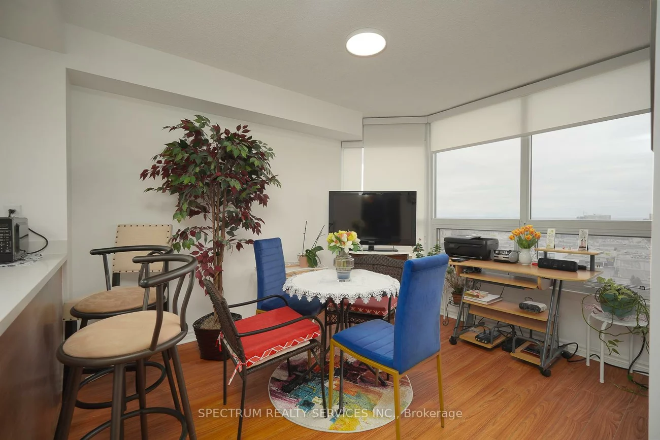 8, Lisa, Queen Street Corridor, Brampton