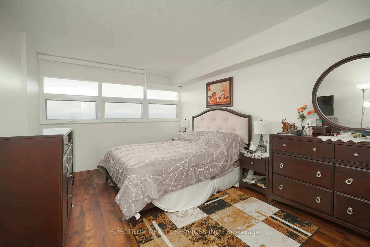 8, Lisa, Queen Street Corridor, Brampton