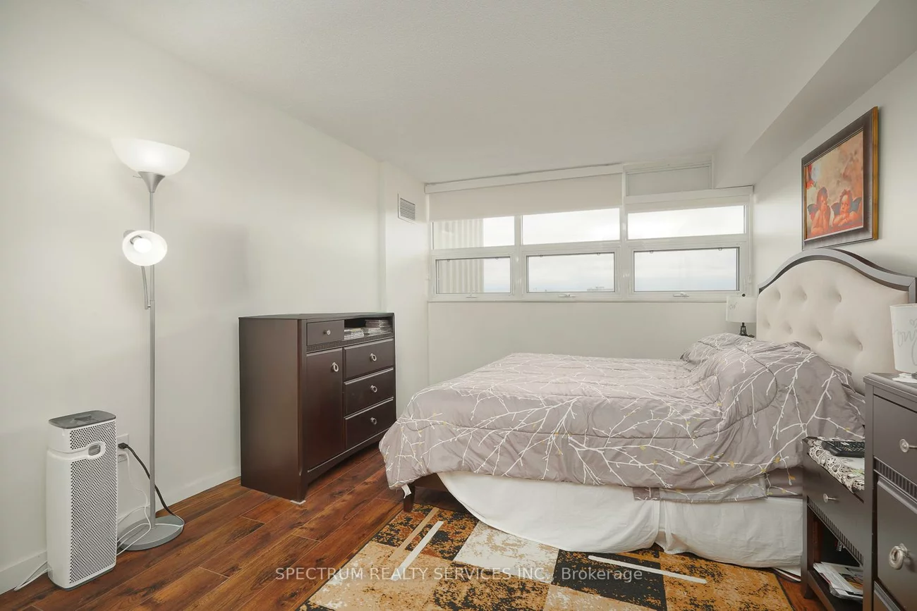 8, Lisa, Queen Street Corridor, Brampton