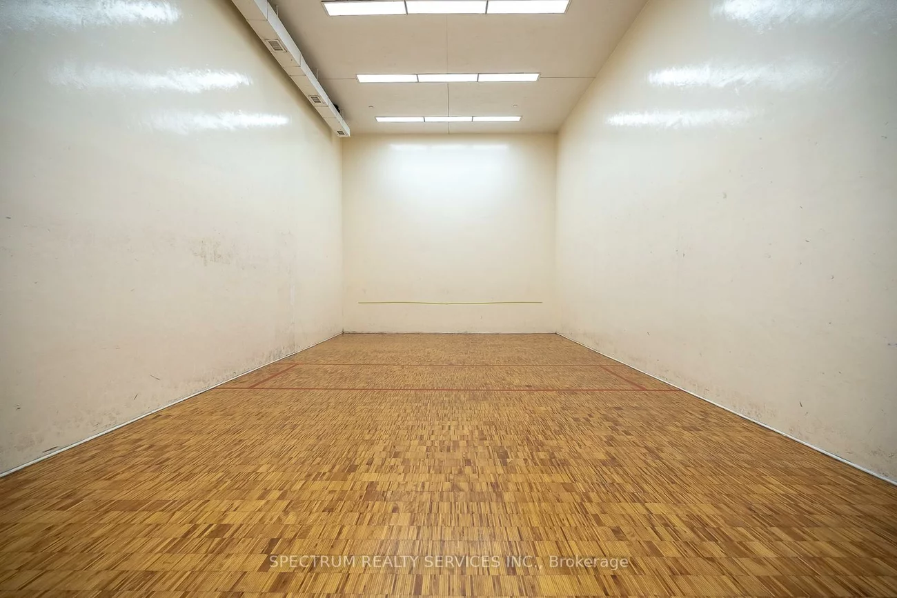 8, Lisa, Queen Street Corridor, Brampton