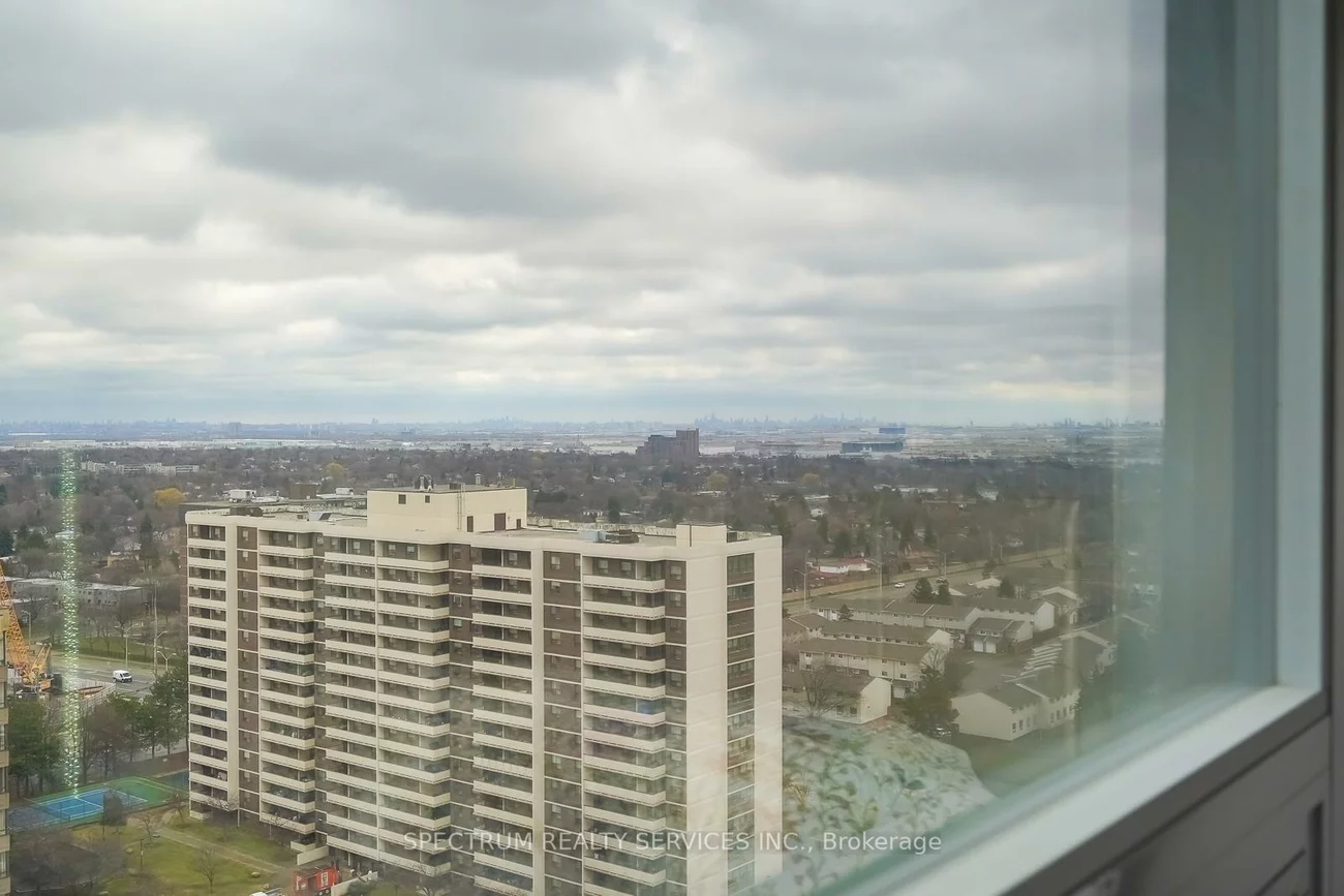 8, Lisa, Queen Street Corridor, Brampton