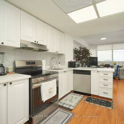 8, Lisa, Queen Street Corridor, Brampton