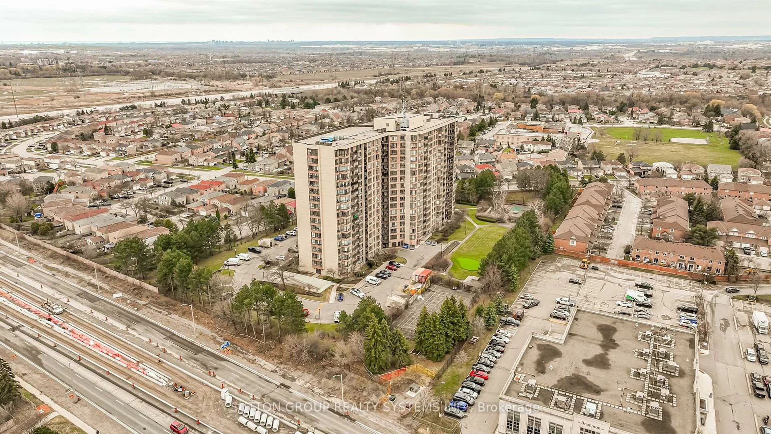 20, Cherrytree, Fletcher's Creek South, Brampton