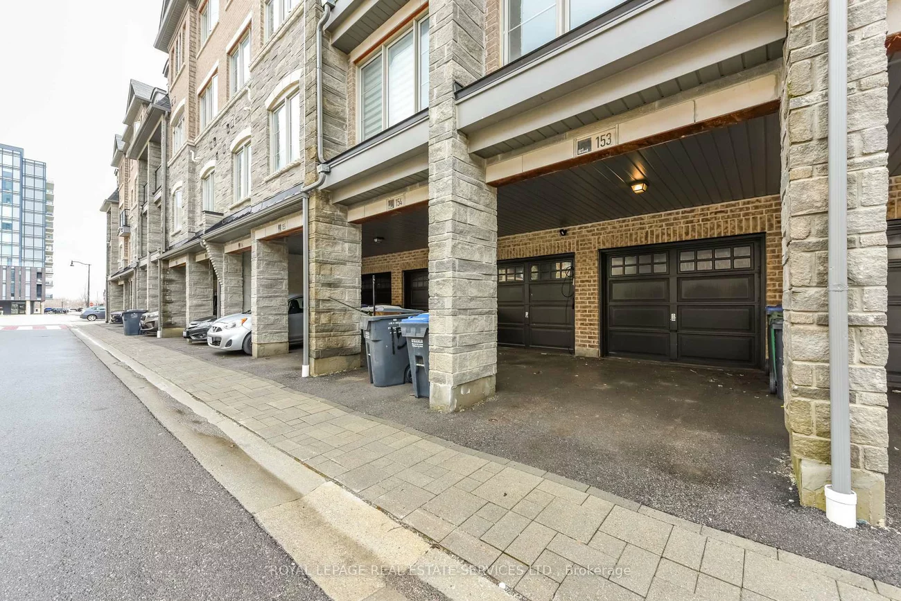 200, Veterans, Northwest Brampton, Brampton