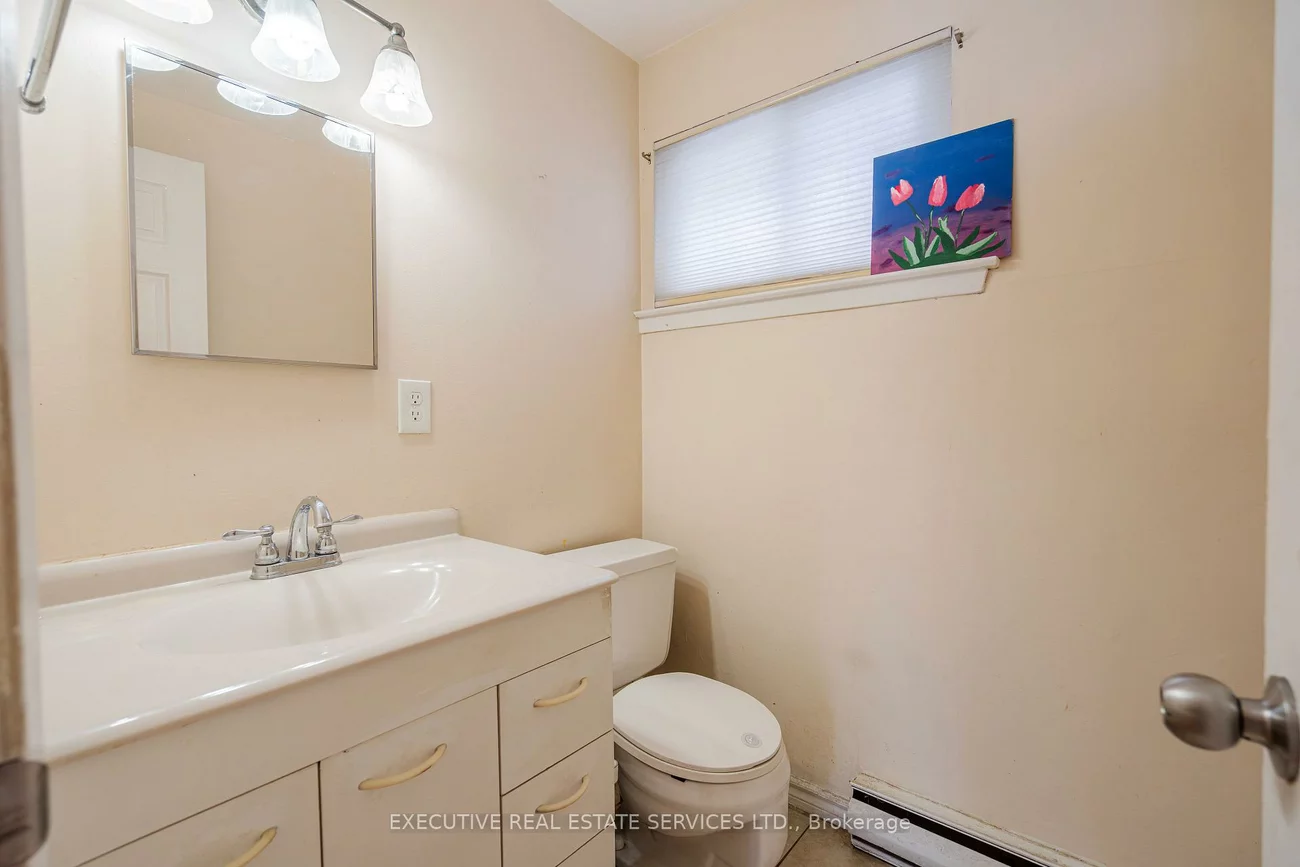 25, Briar, Avondale, Brampton