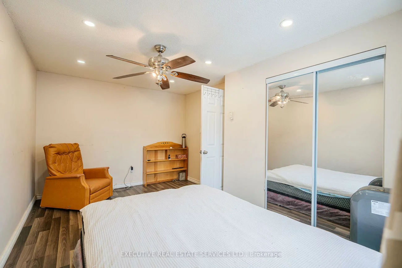 25, Briar, Avondale, Brampton