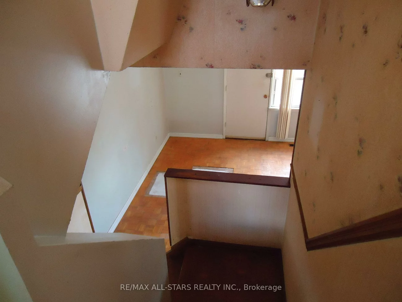 61, Eden Park, Southgate, Brampton