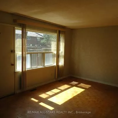 61, Eden Park, Southgate, Brampton