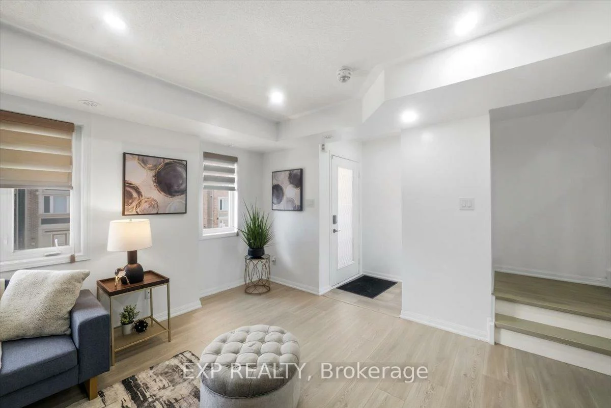 250, Sunny Meadow, Sandringham-Wellington, Brampton