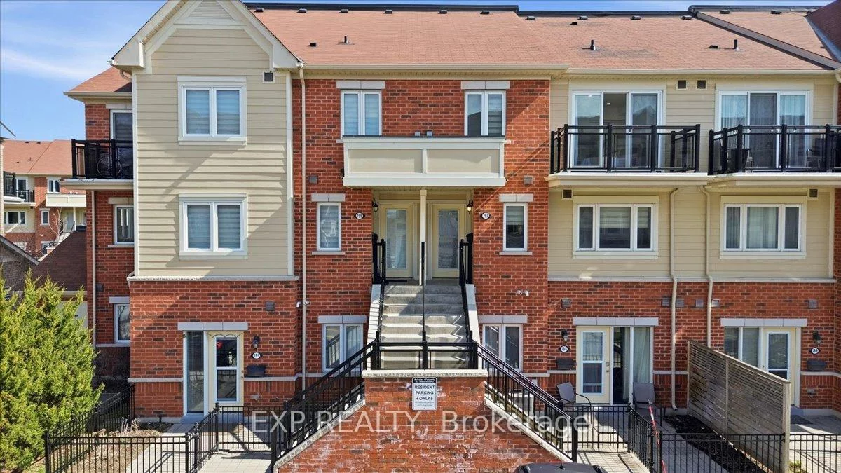 250, Sunny Meadow, Sandringham-Wellington, Brampton