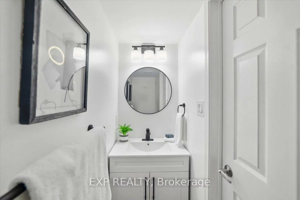 250, Sunny Meadow, Sandringham-Wellington, Brampton