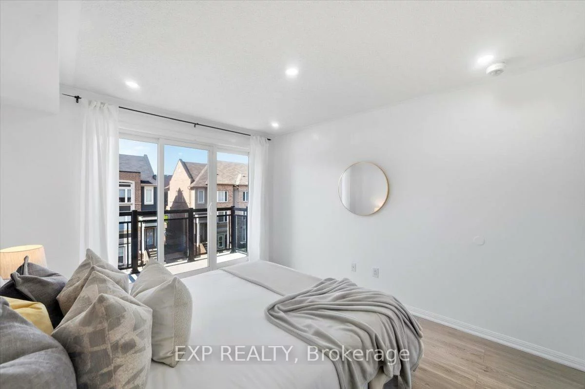 250, Sunny Meadow, Sandringham-Wellington, Brampton