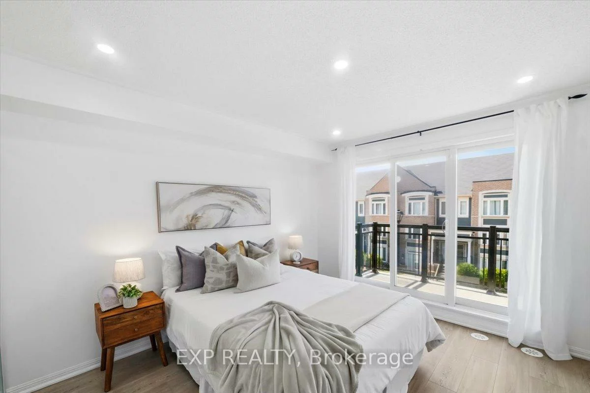 250, Sunny Meadow, Sandringham-Wellington, Brampton