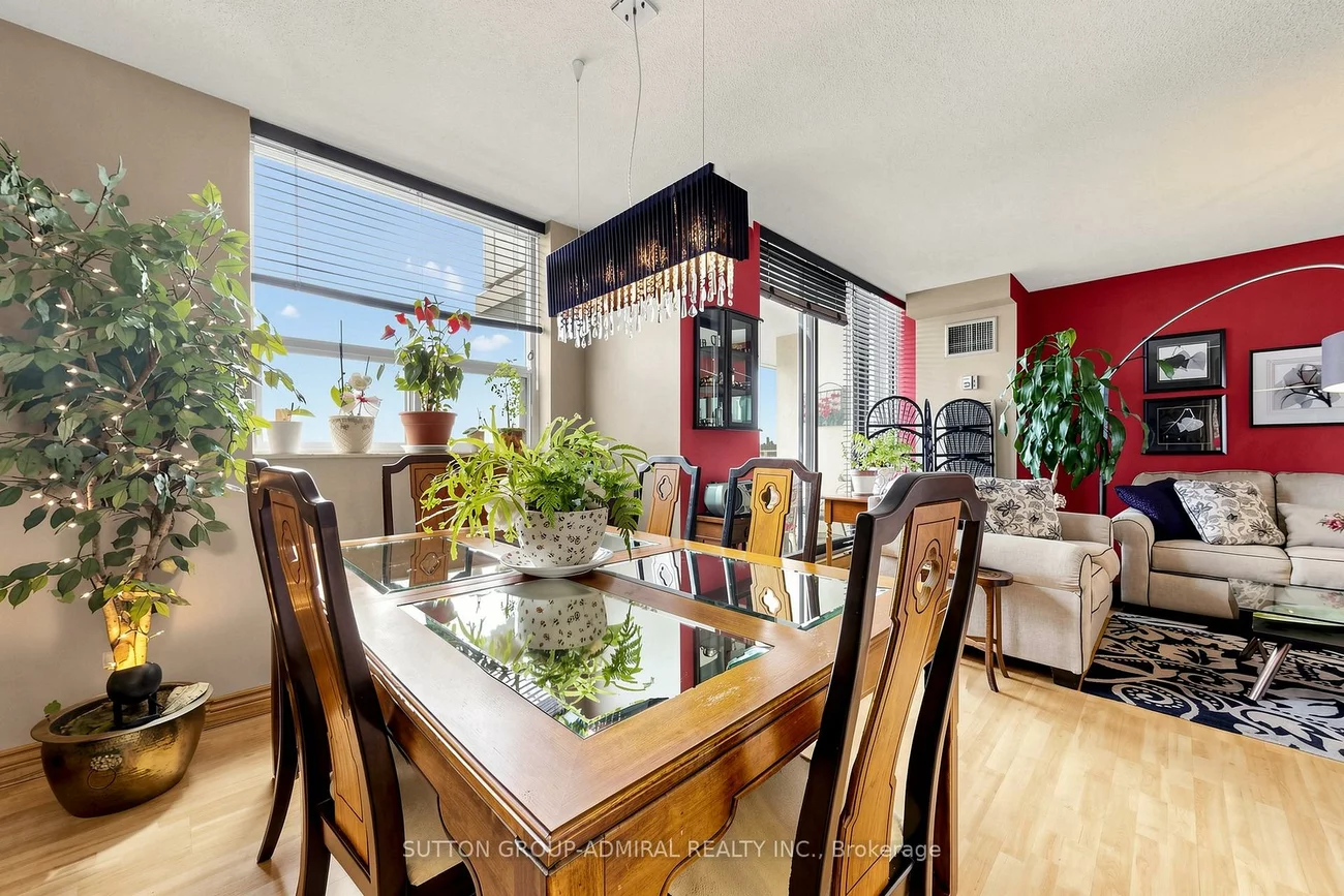 3, Lisa, Queen Street Corridor, Brampton