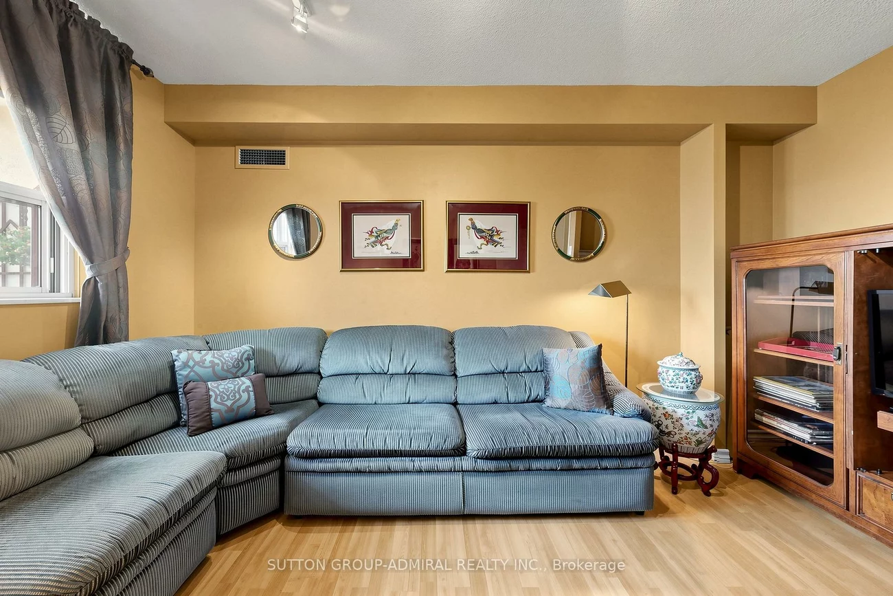 3, Lisa, Queen Street Corridor, Brampton