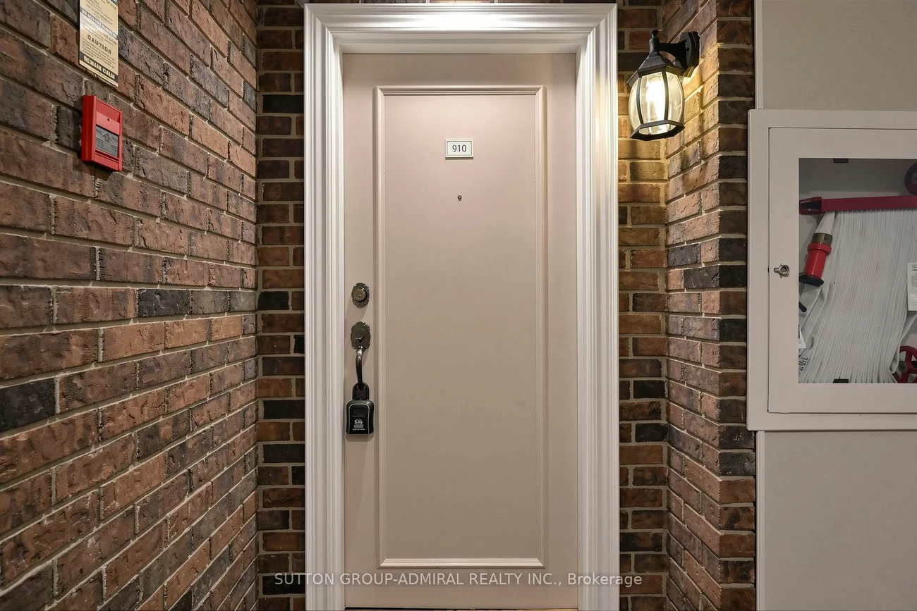 3, Lisa, Queen Street Corridor, Brampton