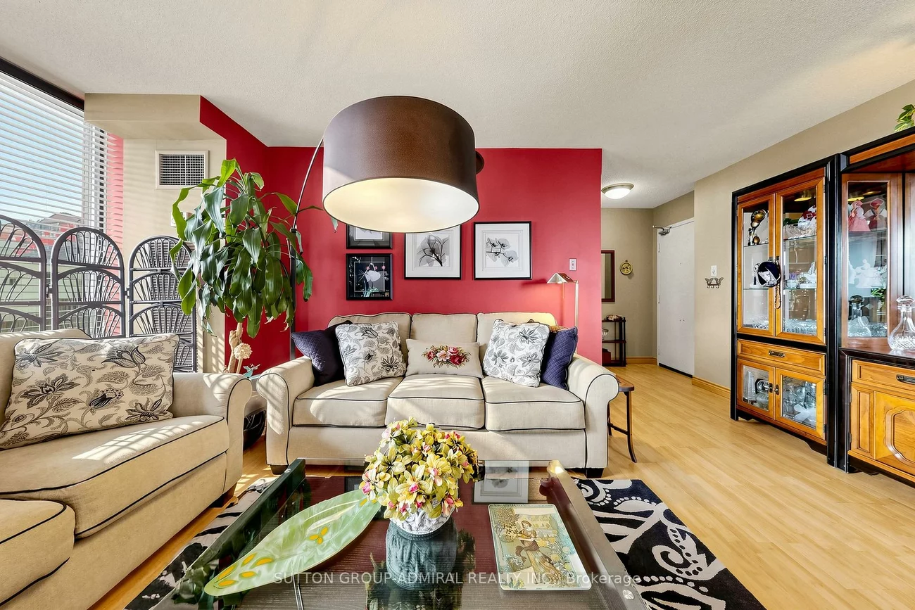 3, Lisa, Queen Street Corridor, Brampton