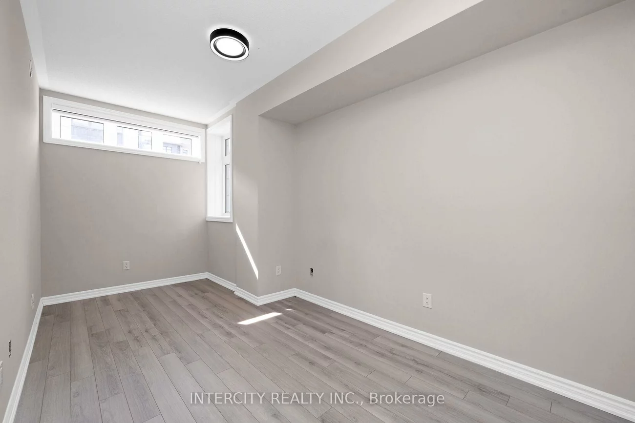 60, Halliford, Brampton East, Brampton