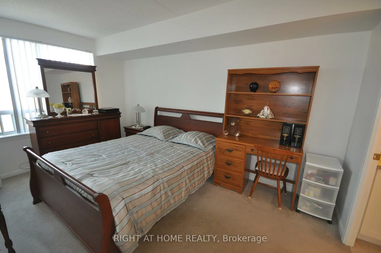 65, Via Rosedale, Sandringham-Wellington, Brampton