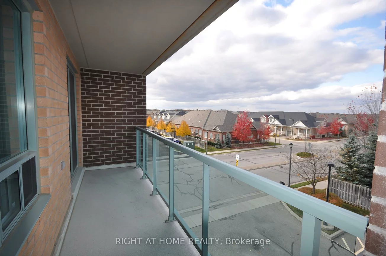 65, Via Rosedale, Sandringham-Wellington, Brampton