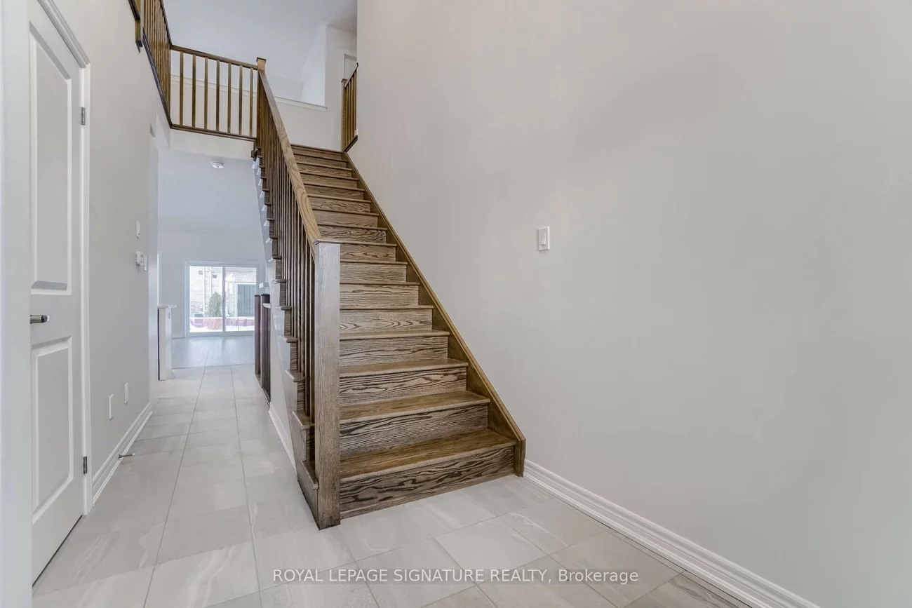 41, Overlea, Sandringham-Wellington, Brampton