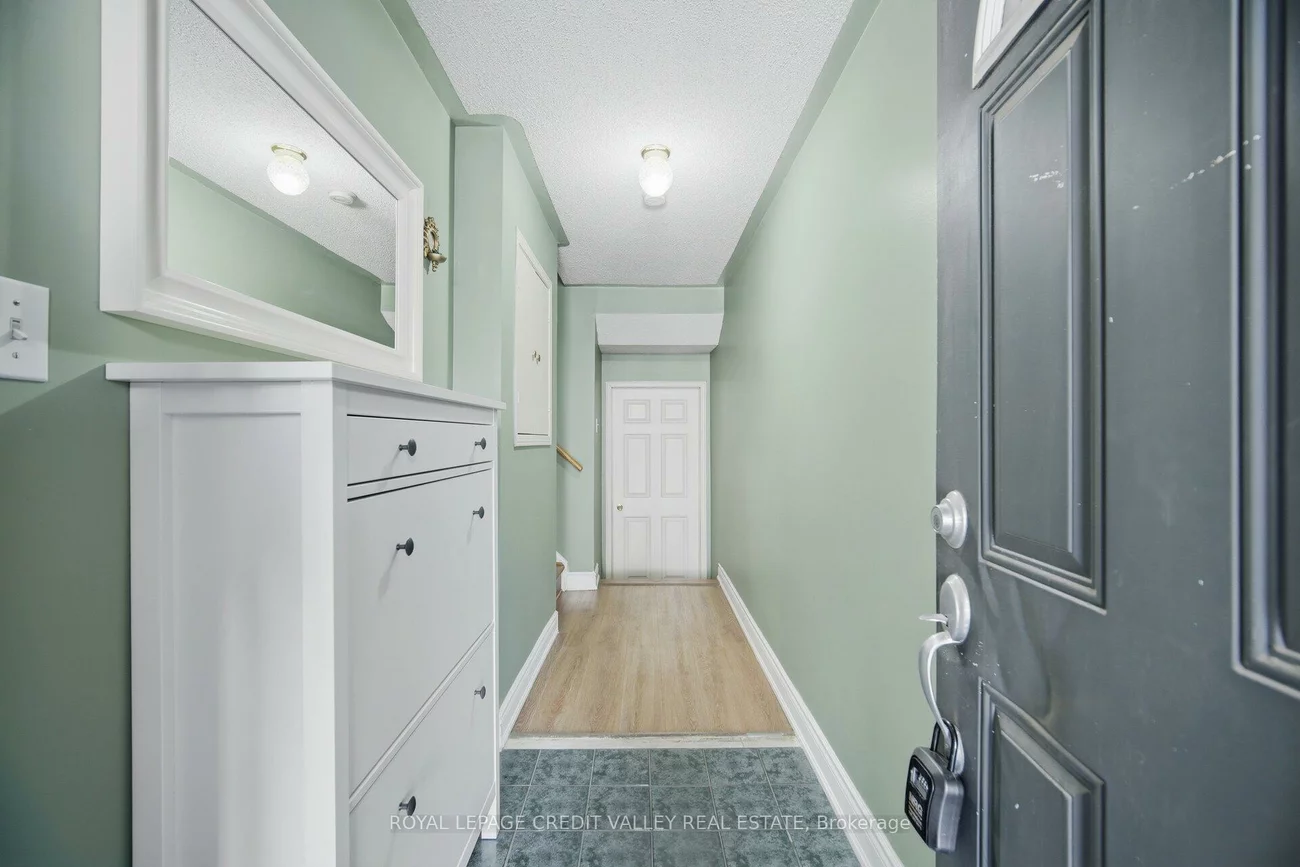 95, Spadina, Brampton West, Brampton