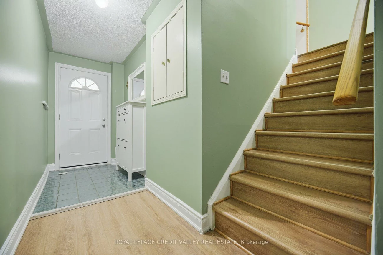 95, Spadina, Brampton West, Brampton