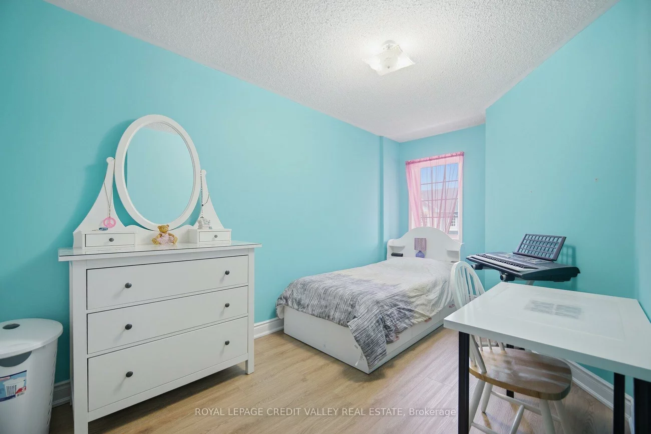 95, Spadina, Brampton West, Brampton