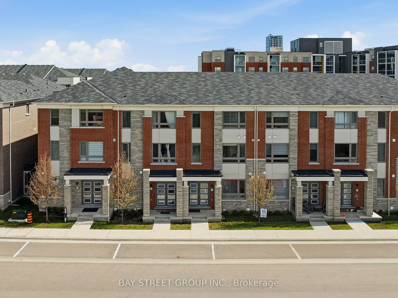 334, Lagerfeld, Northwest Brampton, Brampton