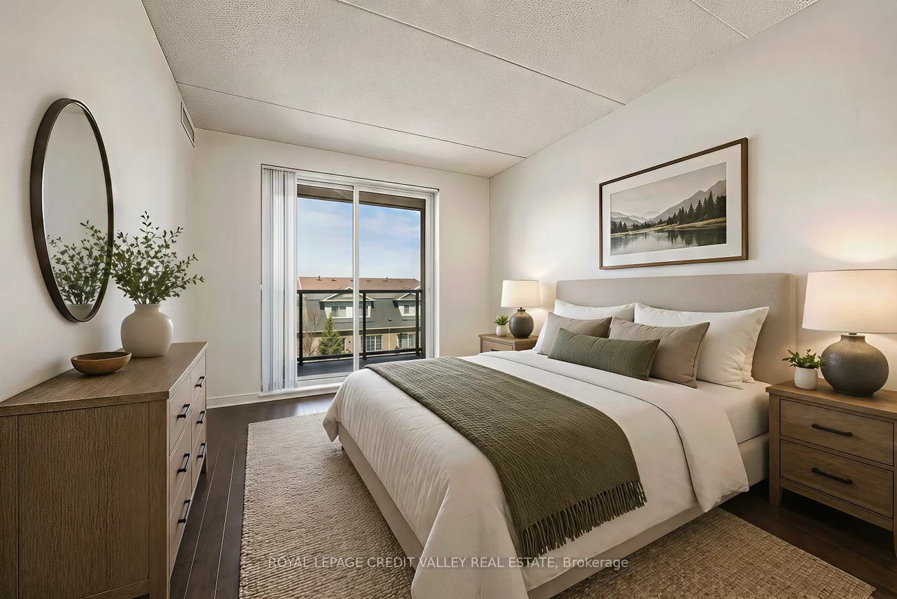 60, Via Rosedale, Sandringham-Wellington, Brampton