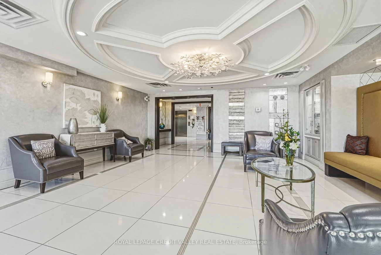 60, Via Rosedale, Sandringham-Wellington, Brampton