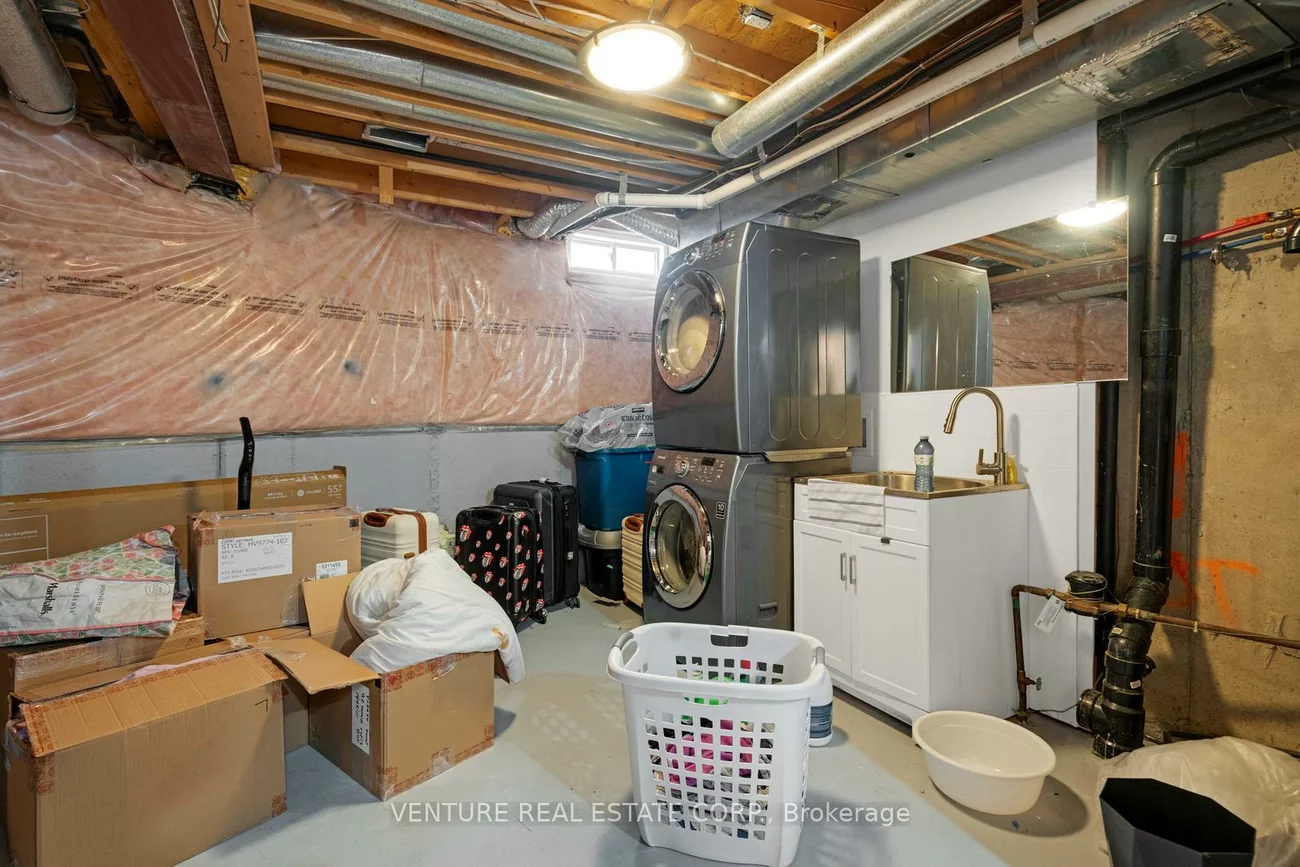 19, Spadina, Brampton West, Brampton