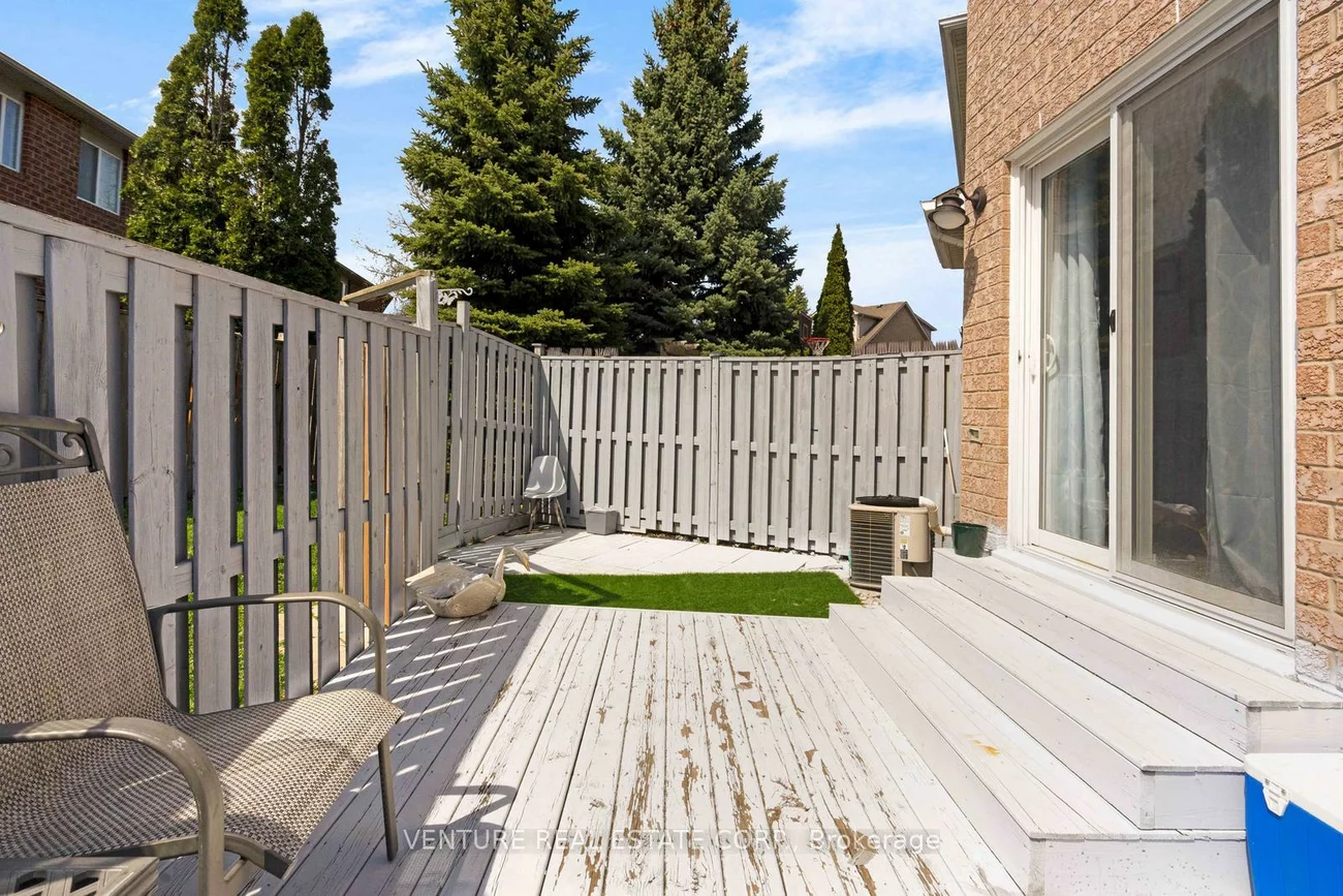 19, Spadina, Brampton West, Brampton
