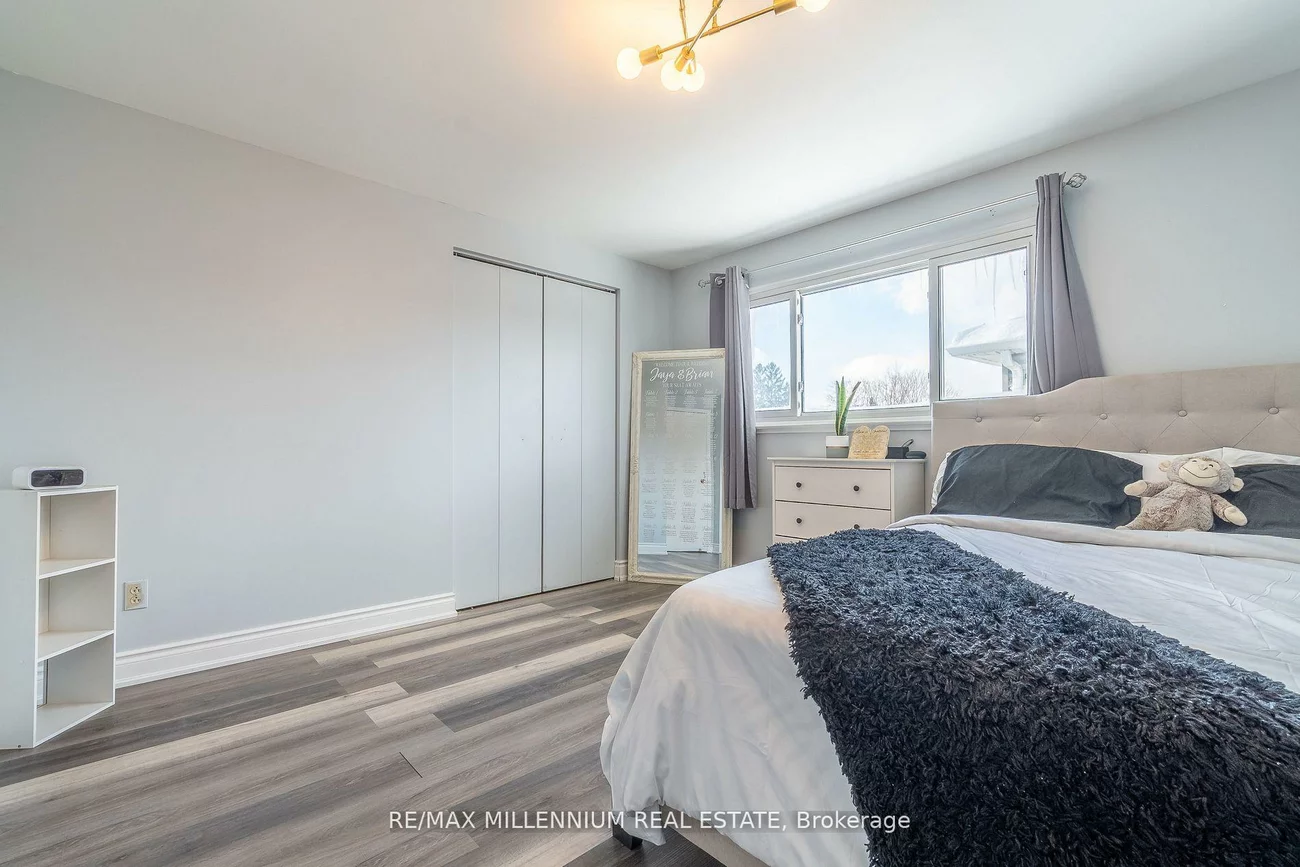 52, Village, Brampton East, Brampton