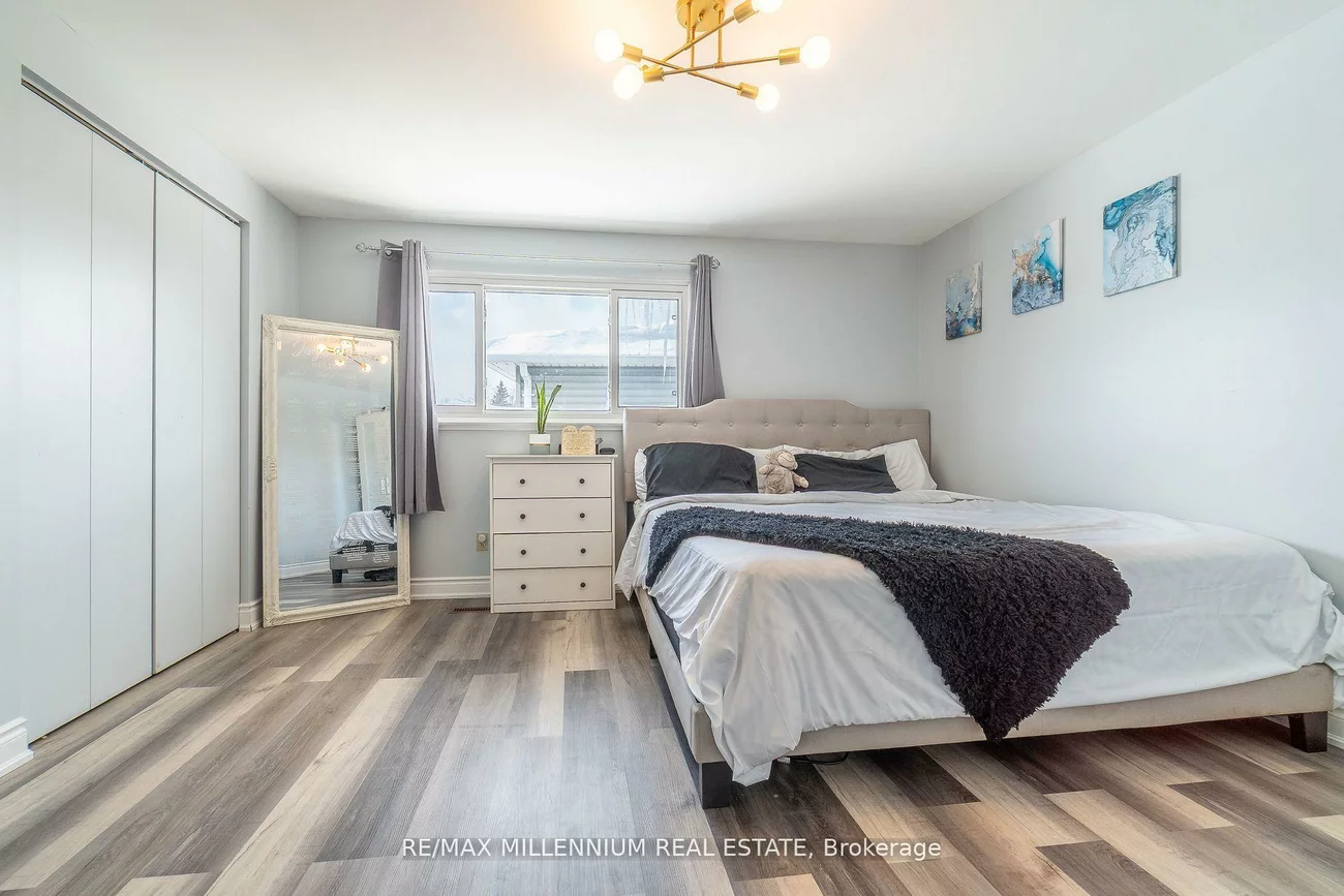 52, Village, Brampton East, Brampton