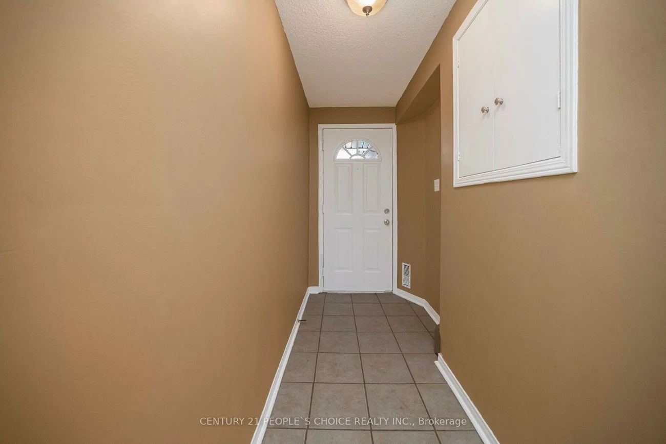 119, Spadina, Brampton West, Brampton